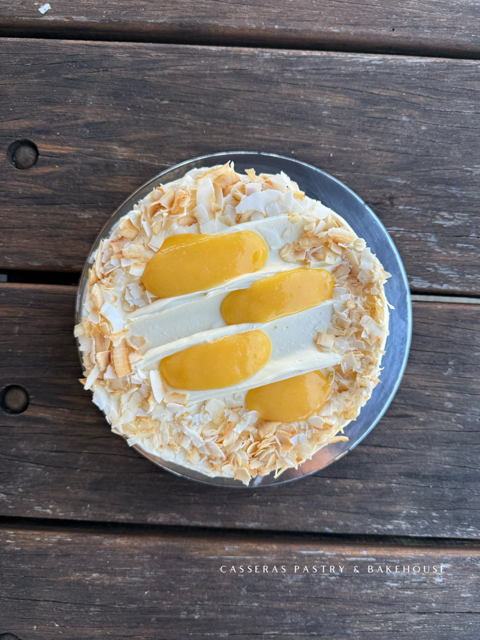 Coconut Cake w Passionfruit Curd
